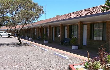 Airport Whyalla Motel Bagian luar foto