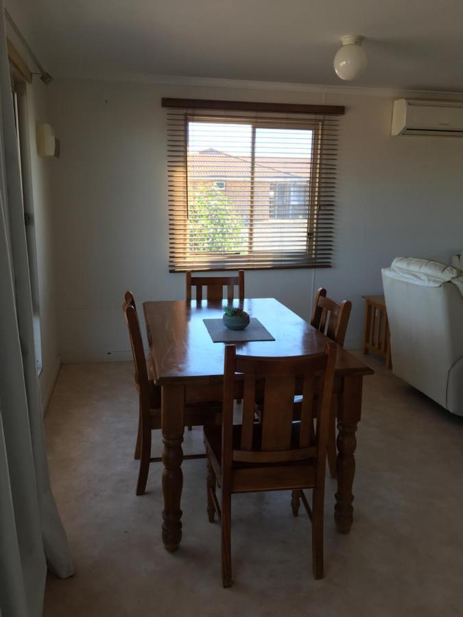 Airport Whyalla Motel Bagian luar foto