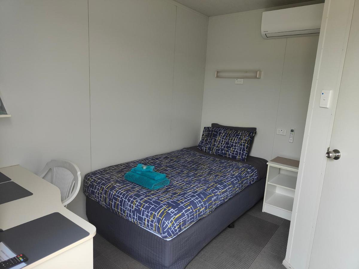 Airport Whyalla Motel Bagian luar foto