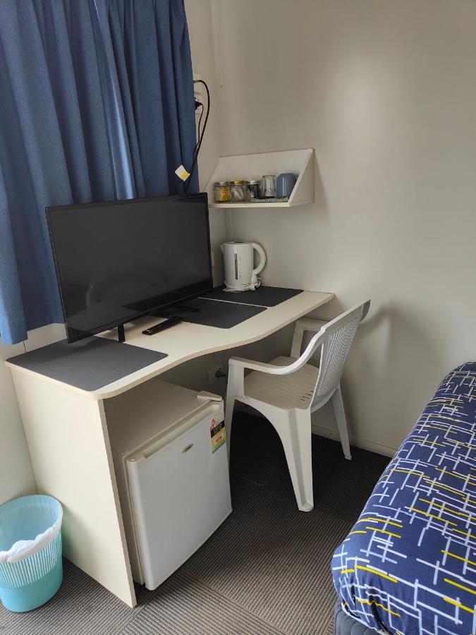 Airport Whyalla Motel Bagian luar foto