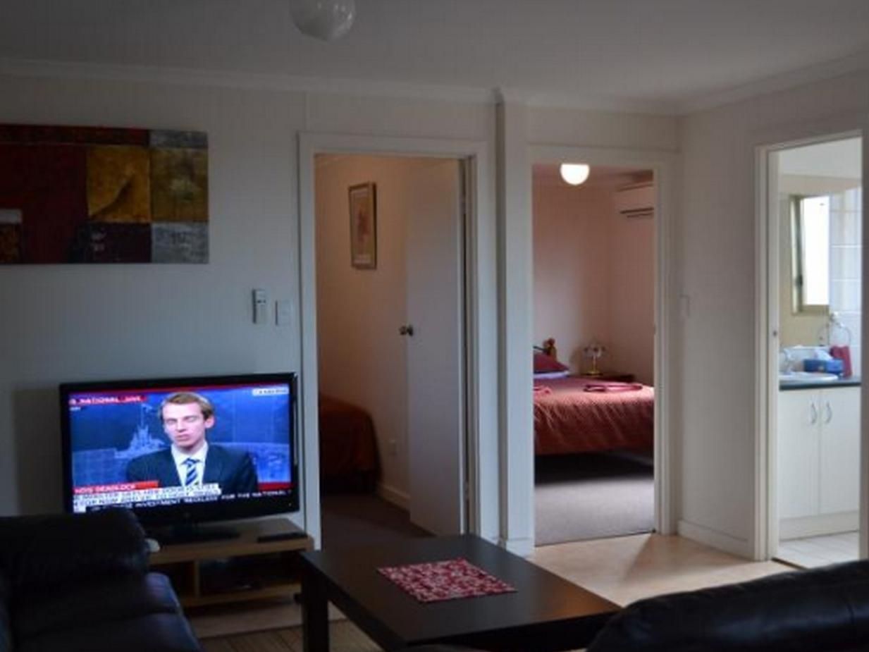 Airport Whyalla Motel Bagian luar foto